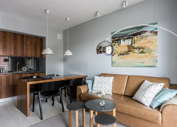 IRS ROYAL APARTMENTS y IRS Sopocka